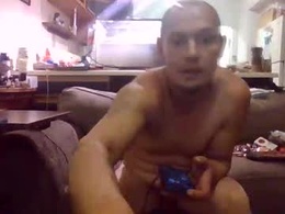 Screen Grab from levondahammer