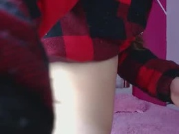 Screen Grab from lia_queen22