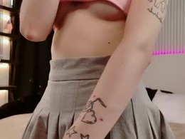 Screen Grab from lia_shea