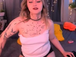 Screen Grab from liaa_shine