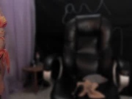 Screen Grab from liahilton_