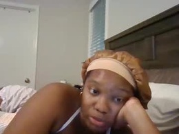 Screen Grab from lickme_jalicia