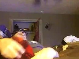 Screen Grab from lie2ne