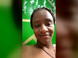 Screen Grab from lightskinnedcarmel