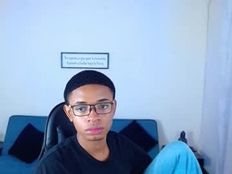 Screen Grab from liiam3