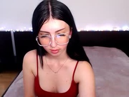 Screen Grab from lilit_lov