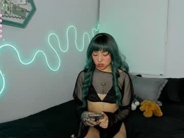 Screen Grab from lilith_demon666