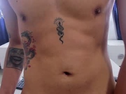 Screen Grab from lill_ryan