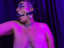 Screen Grab from lillithsinclair_nom