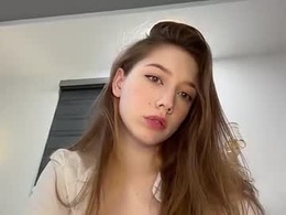 Screen Grab from lina_lu_