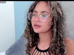Screen Grab from lindsay_rosee