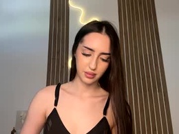 Screen Grab from lisamur_