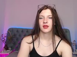Screen Grab from little__miss1_