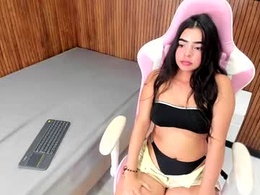 Screen Grab from little_chelsi