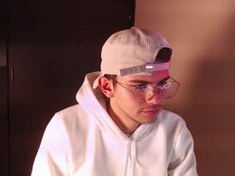 Screen Grab from little_daniell