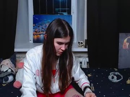 Screen Grab from little_owlx