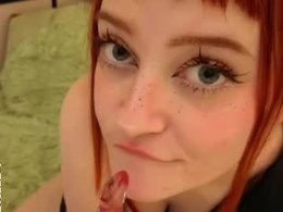 Screen Grab from littlefoxyhole