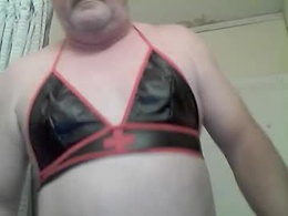 Screen Grab from littleguy5074