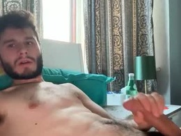 Screen Grab from livefantesy4