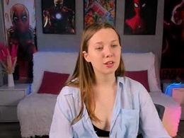 Screen Grab from liyamayer