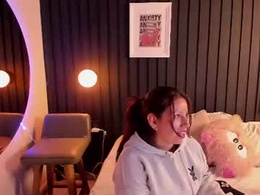 Screen Grab from liz_98_