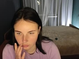 Screen Grab from lizaluk