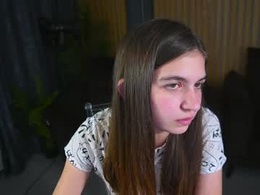 Screen Grab from lizatiffanya_