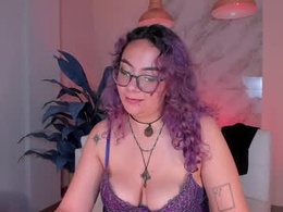 Screen Grab from loiseharper