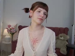 Screen Grab from lola_mason