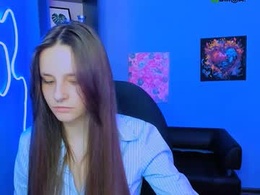 Screen Grab from lola_shyy