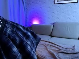Screen Grab from lolliwinkz