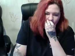 Screen Grab from lollynomeltyx