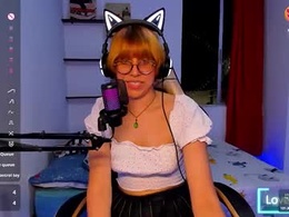 Screen Grab from lolycore_x