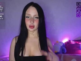 Screen Grab from lolykari