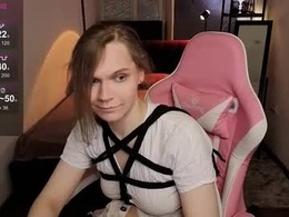 Screen Grab from loral_avery