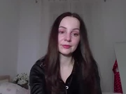 Screen Grab from loriamazing