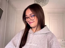 Screen Grab from louannbanter