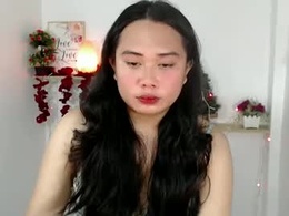 Screen Grab from loveeejoy