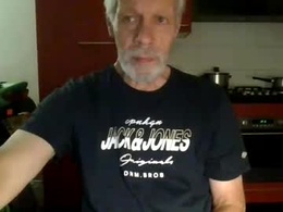 Screen Grab from loveg911