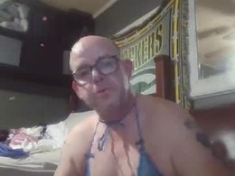 Screen Grab from lovelingerie74