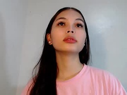 Screen Grab from lovely_darlingx