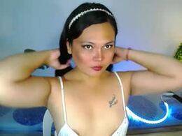 Screen Grab from lovely_mara69x
