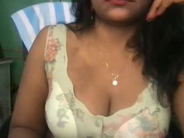 Screen Grab from lovelyrose36