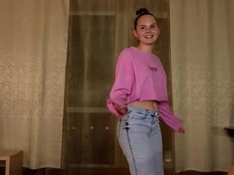 Screen Grab from luannarowley