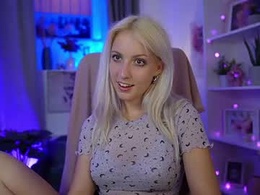 Screen Grab from lucy_cutie_