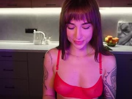 Screen Grab from luna_aluna