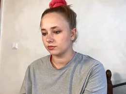 Screen Grab from luna_belle_94