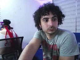 Screen Grab from luna_evee