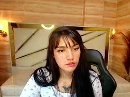 Screen Grab from luna_velvet_r