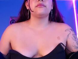 Screen Grab from lunaa_moore